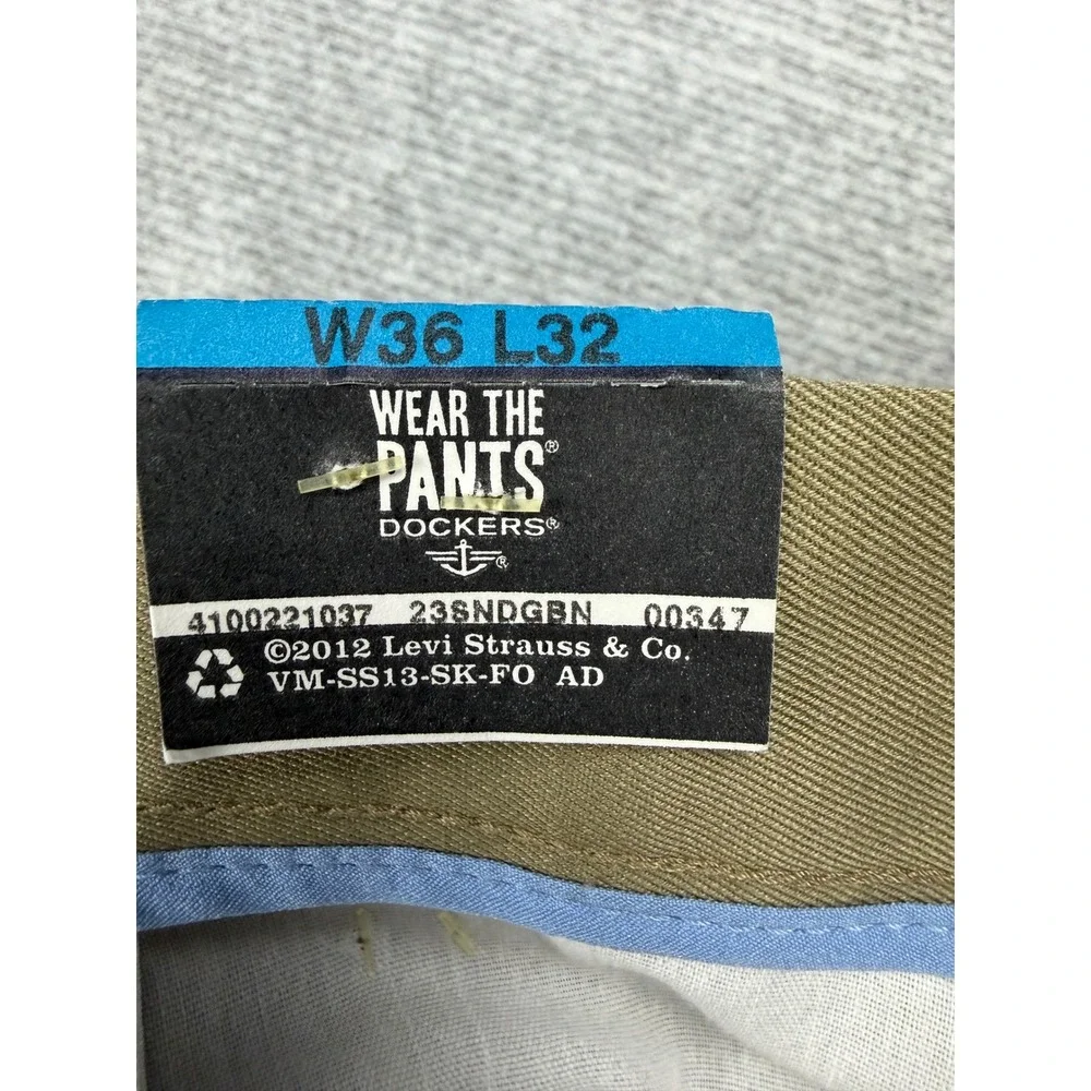 Dockers‎ Mens Signature Khaki D3 Classic Fit Pleated Pants 36x32 Tan MSRP $58